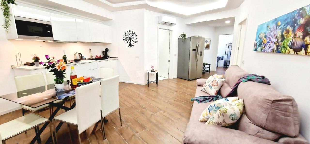 Fantastic 3 Bedroom Next Playa Las Americas & Wifi Free Playa Feñabe Bagian luar foto