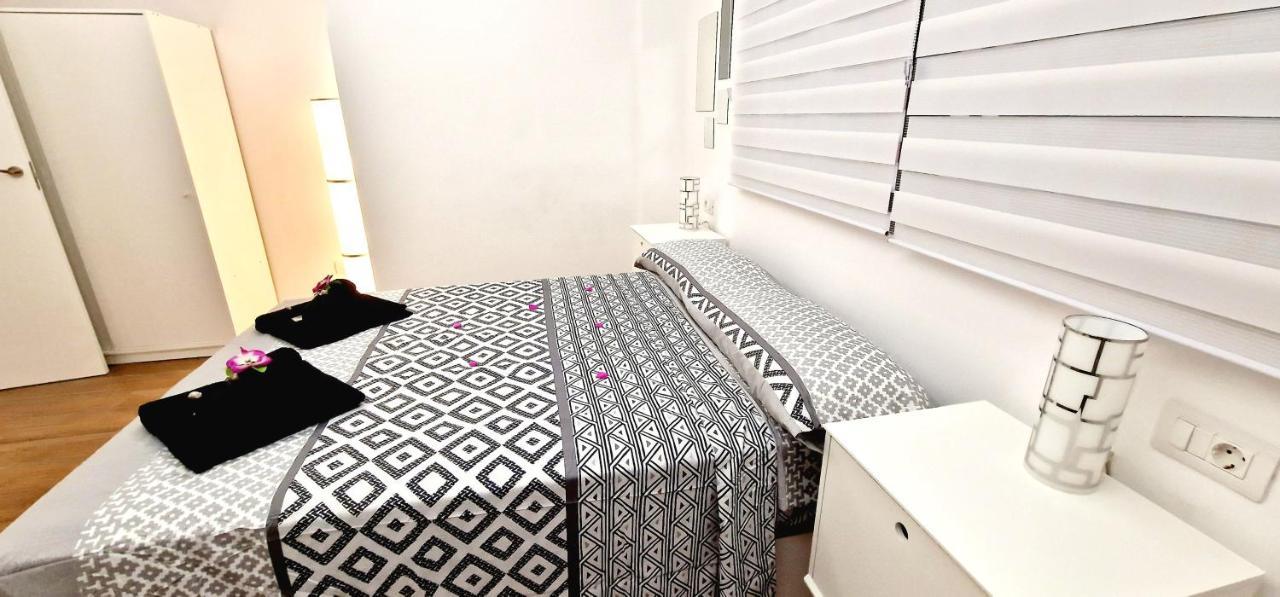Fantastic 3 Bedroom Next Playa Las Americas & Wifi Free Playa Feñabe Bagian luar foto