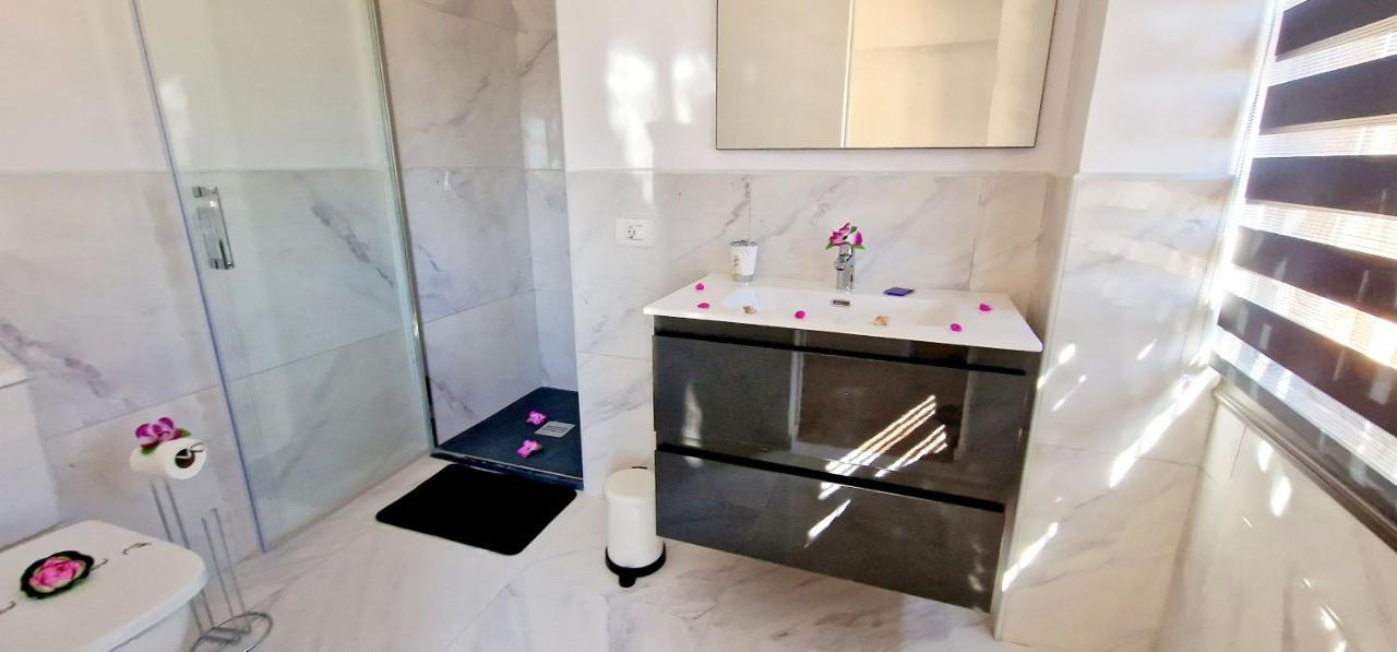 Fantastic 3 Bedroom Next Playa Las Americas & Wifi Free Playa Feñabe Bagian luar foto